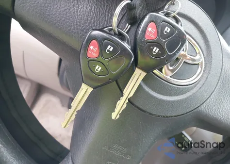 2007 Toyota Rav4 из США, поврежденный, VIN JTMZD35V575074044